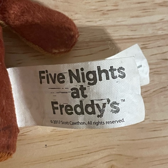 Five Nights at Freddy's 7” Brown Fazbear Stuffed Plush Animal 2017 - Picture 4 of 6